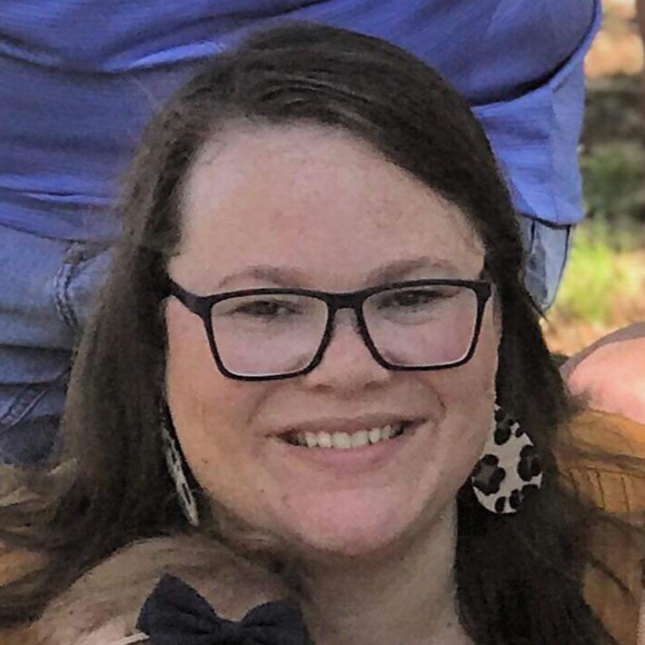 Meet your Posher, Caitlin - Picture 1 of 1